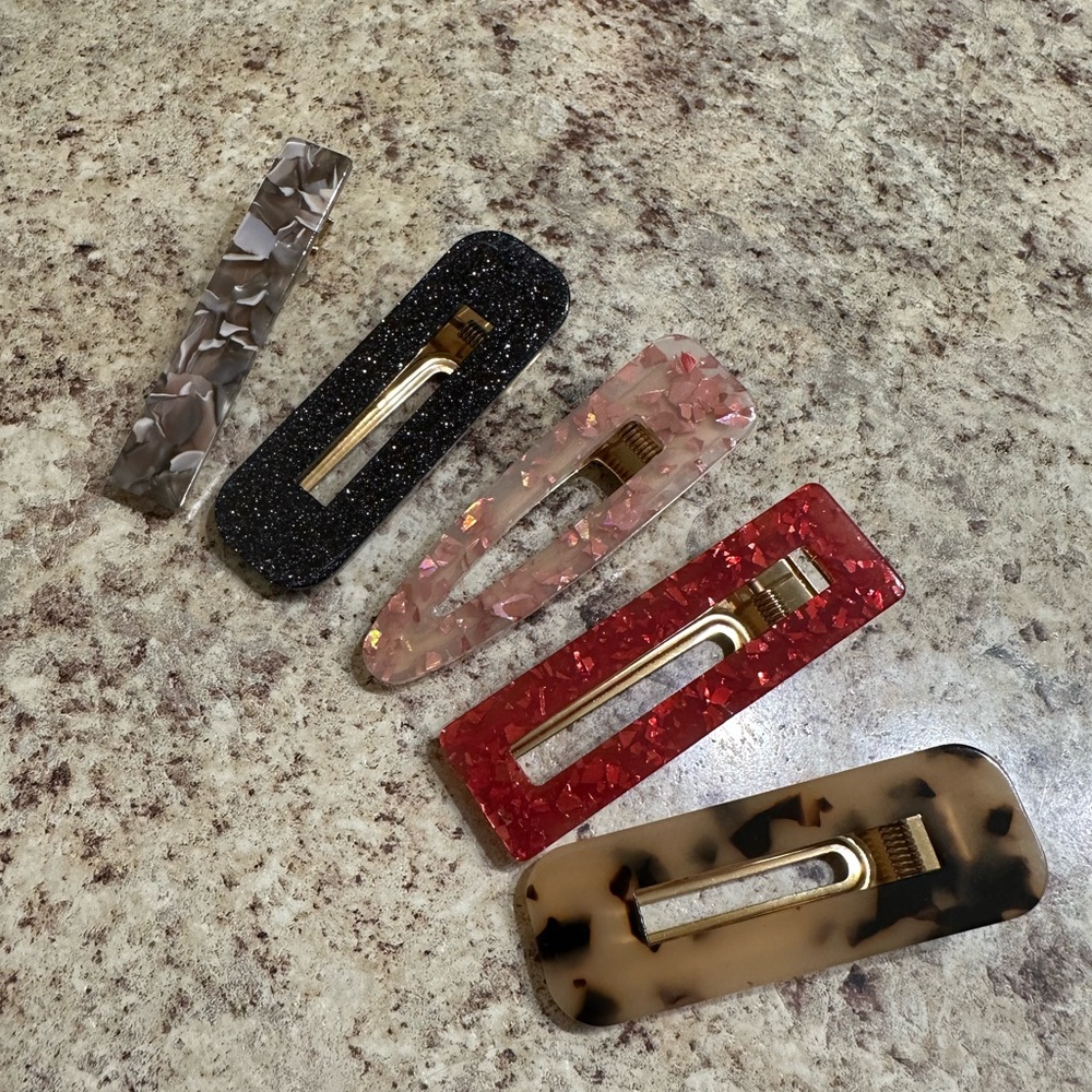 Chic Multicolor Hair Clip Set